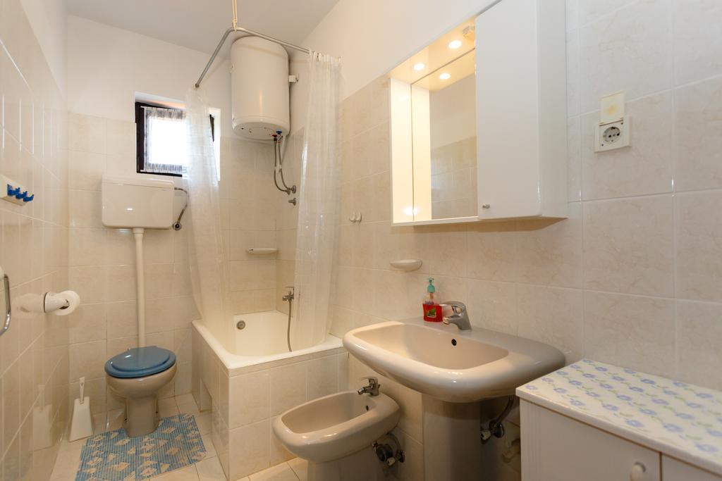 Villa Rosi Krk Town Εξωτερικό φωτογραφία