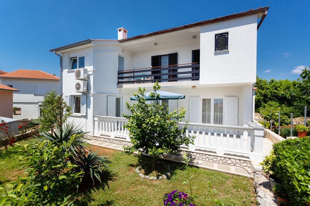 Villa Rosi Krk Town Εξωτερικό φωτογραφία