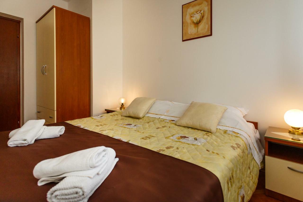 Villa Rosi Krk Town Εξωτερικό φωτογραφία